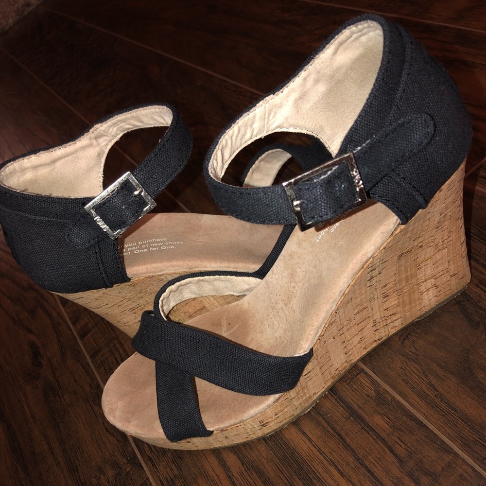 TOMS heels